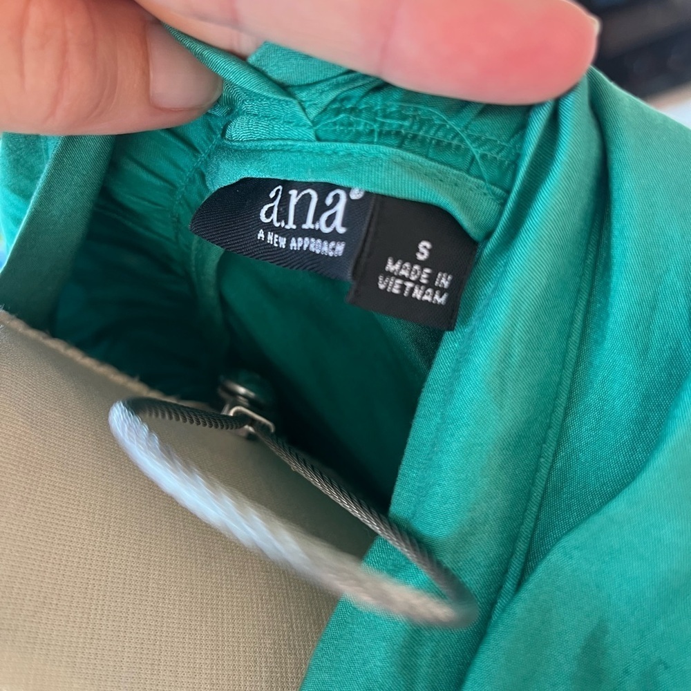 a.n.a Small Teal Blouse - Picture 9 of 10